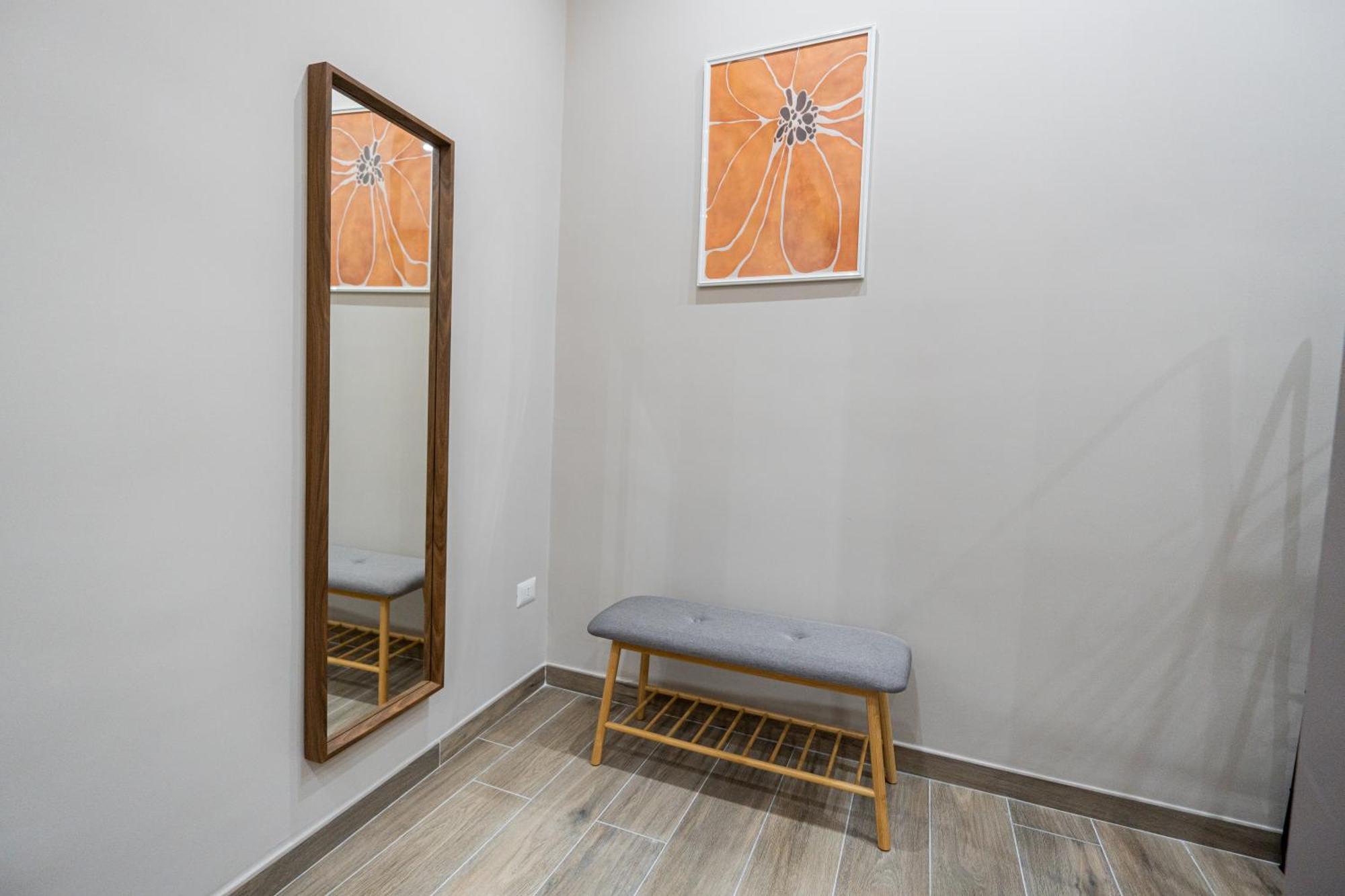 נאפולי La Casa Di Bianca - Modern Suites Near Plebiscito מראה חיצוני תמונה