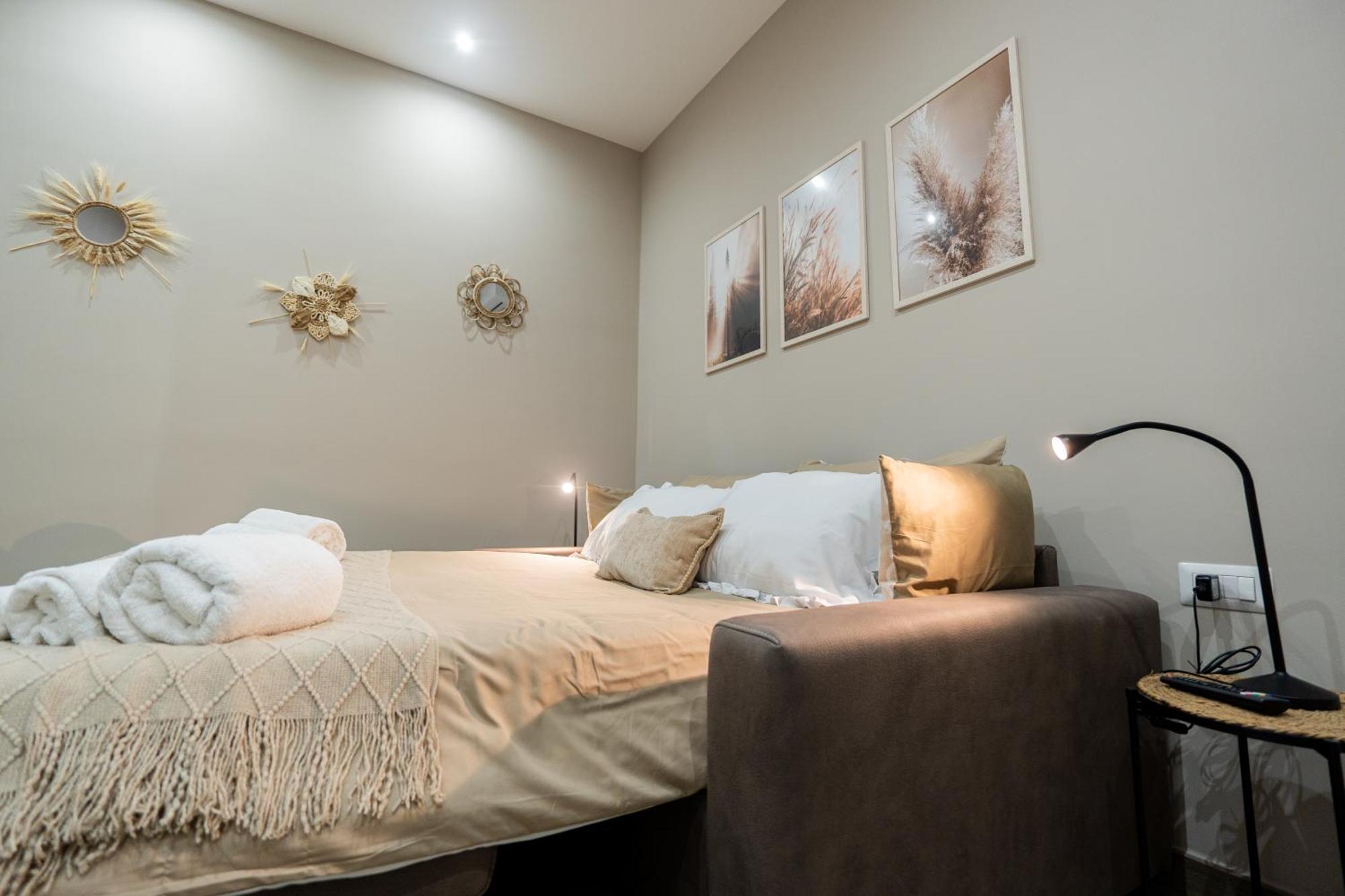 נאפולי La Casa Di Bianca - Modern Suites Near Plebiscito מראה חיצוני תמונה